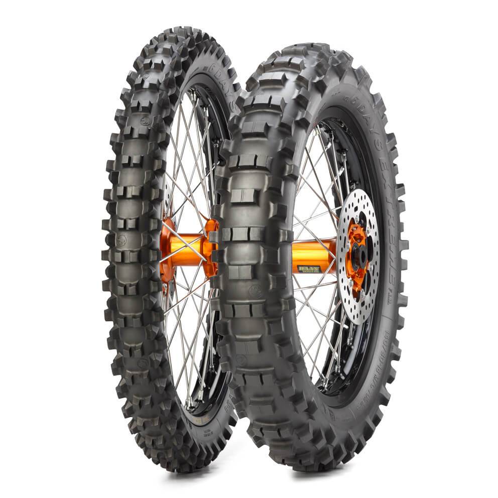 MC Auto: Metzeler 6 Days Extreme M+S Soft Tyre