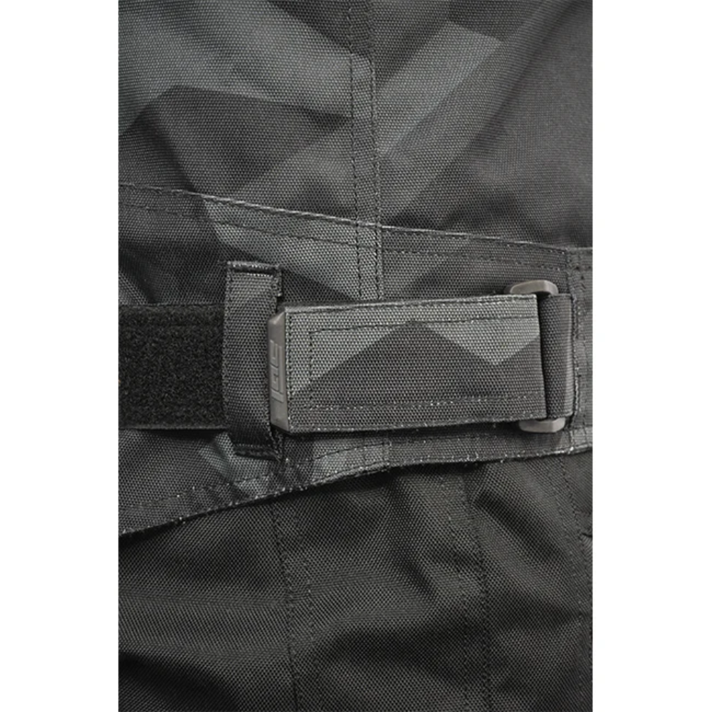 MC Auto: Spirit Commander Camo Jacket