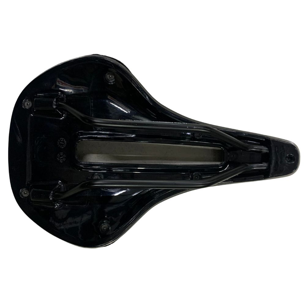 Hole Pro Road Black Saddle